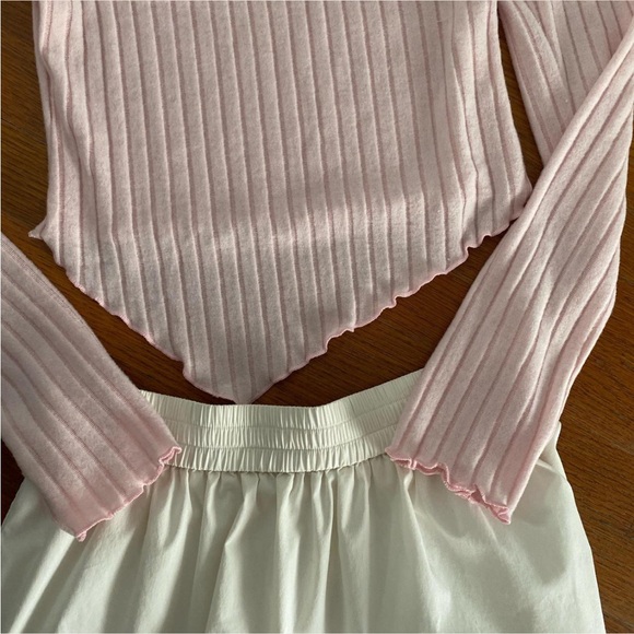Pink Ribbed Off the Shoulder Ribbon Top - Picture 4 of 5